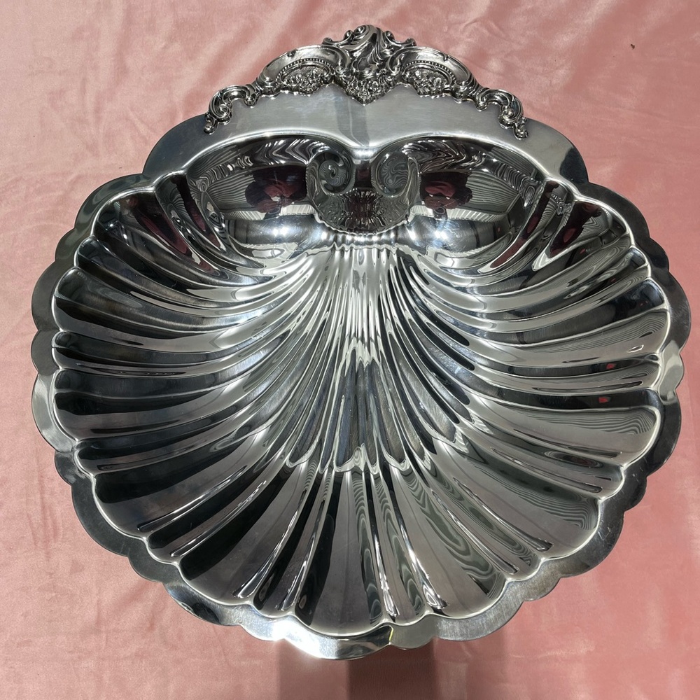 Wallace Baroque Clam Shell Dish Silver Plate